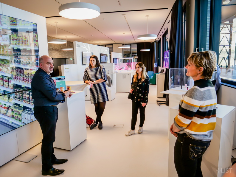 17052018-WIDE-visit-LIST-Showroom-Gender4STEM-project-8.jpg